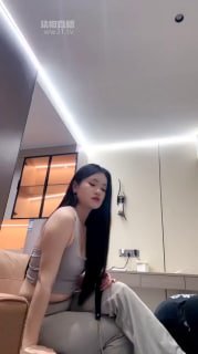 TLWW24522【菲菲妈妈】玉足舔-骑马场的封面