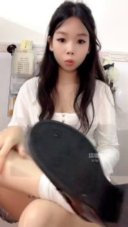 TLWW22163【想想S】第一视角-白袜口水凶臀的封面