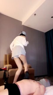 TLWW26860【简凡S】贱狗第一次尝试做私奴.mp4的封面