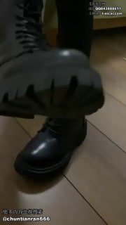 维族女大】临床医学生板鞋裸足跳踩 踩踏的封面