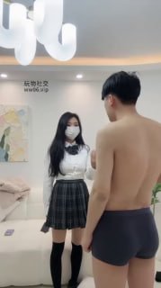 【万万S】041_抓一个追求者玩玩好好惩罚一下_JK小主_皮鞋及膝袜虐杀的封面