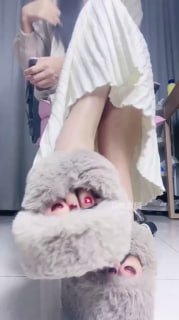 TLWW22024【瘾宝S】第一视角-少妇后妈的裸足的封面