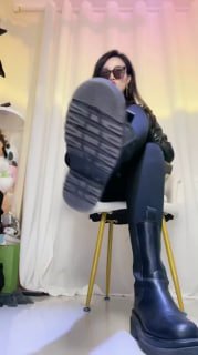 TLWW22732【暖狐S】第一视角_擦脚布呢？曹尼玛满天飞的封面