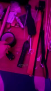 TLWW27121【蔷薇S】圈养白领畜牲第第二天.mp4的封面