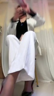 TLWW22738【暖狐S】第一视角_沦为女上司脚下的狗的封面