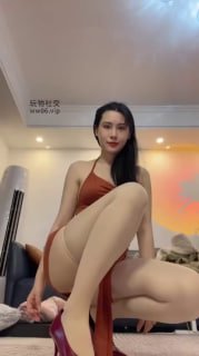 【松紫也狗】094_第一视角_肉丝控福音新春榨精【松紫大大】VTL47695的封面