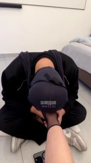 TLWW24887【十一S】短黑丝羞辱家犬的封面