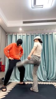 【狗哥M】1294_开发白袜英语老师【爱喝精酿啤酒】的封面