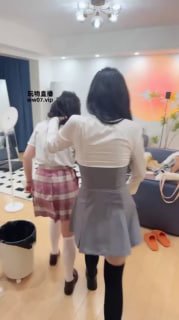 【松紫也狗】166_调教学妹全程痛苦大声哀嚎_强迫可爱母畜喝圣水【松紫大大】的封面