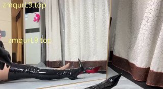 苏州_若冰_第一视角_漆皮_长靴_诱惑的封面