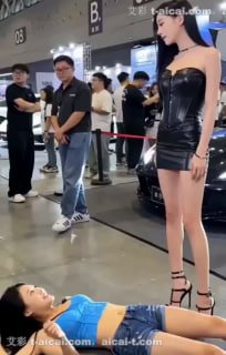VYC15668【段子先生】_车展合影_女女版_YC_260417_3的封面