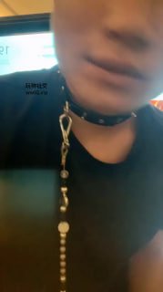 【黛樱S】036_超级重度踹头踹脸暴打成猪头_运动女神老爹鞋暴力踢踹【邢奴导演】VTL42883的封面