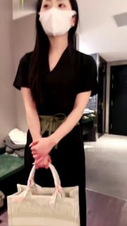 晚晚 开发 上门 技师 圣水 丝袜的封面