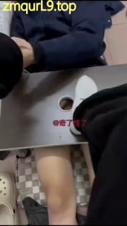 奇了怪了_情侣主_帮女主传板鞋_隔板_鞋交_吐奶的封面