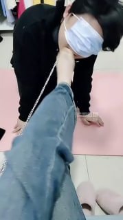 TLWW23364【一点点】牛仔裤坐脸-玉足舔的封面