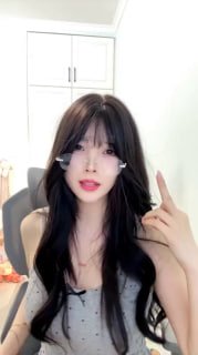 TLWW25123【玥玥玥】第一视角-裸足盯炸的封面