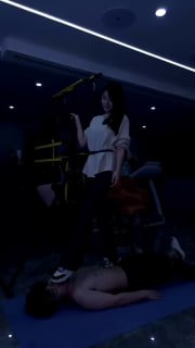 【麋鹿银儿】594_又一暴虐顶级美女疯乱剁砸裆踢裆乱踹的封面