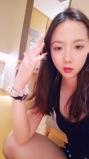TLWW28783【南京桃桃】狗舌清理脏鞋_圣水泡面_mp4的封面