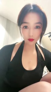 【晨颜S】053_第一视角_早泄贱种来交作业黑丝黑色虾线持续榨干你VTL41175的封面