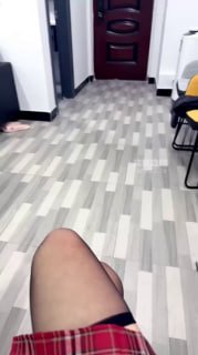 TLWW24211【颂—S】双S_姐妹花_洞洞鞋黑丝白袜踩【双视角版】的封面