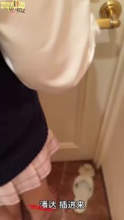 JK制服_地雷妹_双人_寸止榨精_羞辱贱狗_连射两次-AI中字的封面
