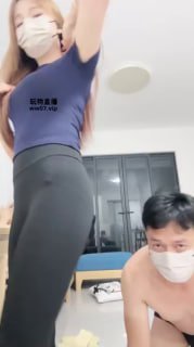 【小渔情侣S】046_瑜伽裤坐脸窒息_骑马训化_坐脸窒息_运动鞋白袜辱的封面