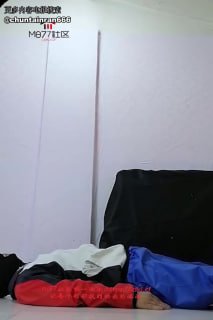 雅伟 黑丝 长靴 全体重 踩踏的封面
