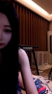【沐沐S】059 车模S-高跟美腿碾压踩的封面
