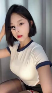 TLWW23327【苏苏S】第一视角-早泄疯狂射的封面