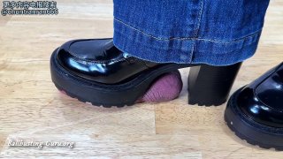 5 Minute Sole Imprint Standing Censored的封面