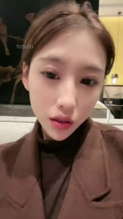 【苏御大人】025_磕头求圣水短靴碾压踩耳光抽_VTL27636_VTL33555的封面