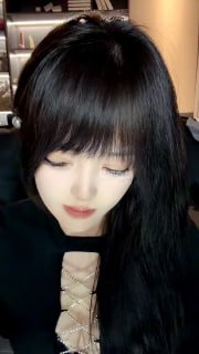 TLWW28853【千世S】第一视角-白袜丝足.mp4的封面