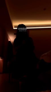 【子熙大人】155 毛拖鞋捂白袜辱的封面